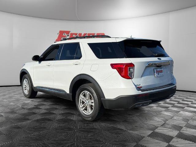 Certified 2023 Ford Explorer XLT w/ Equipment Group 202A AWD/4WD image 3