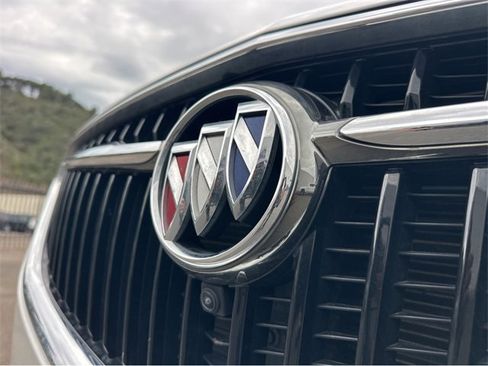 Used 2019 Buick Enclave Premium image 35