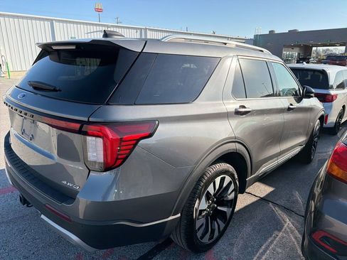 Used 2025 Ford Explorer Platinum w/ LUX Leather Package image 4