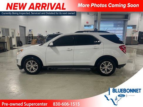 Used 2017 Chevrolet Equinox LT w/ Convenience Package image 1