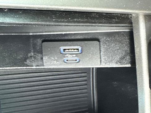 Certified 2020 Ford Expedition XLT RWD image 22