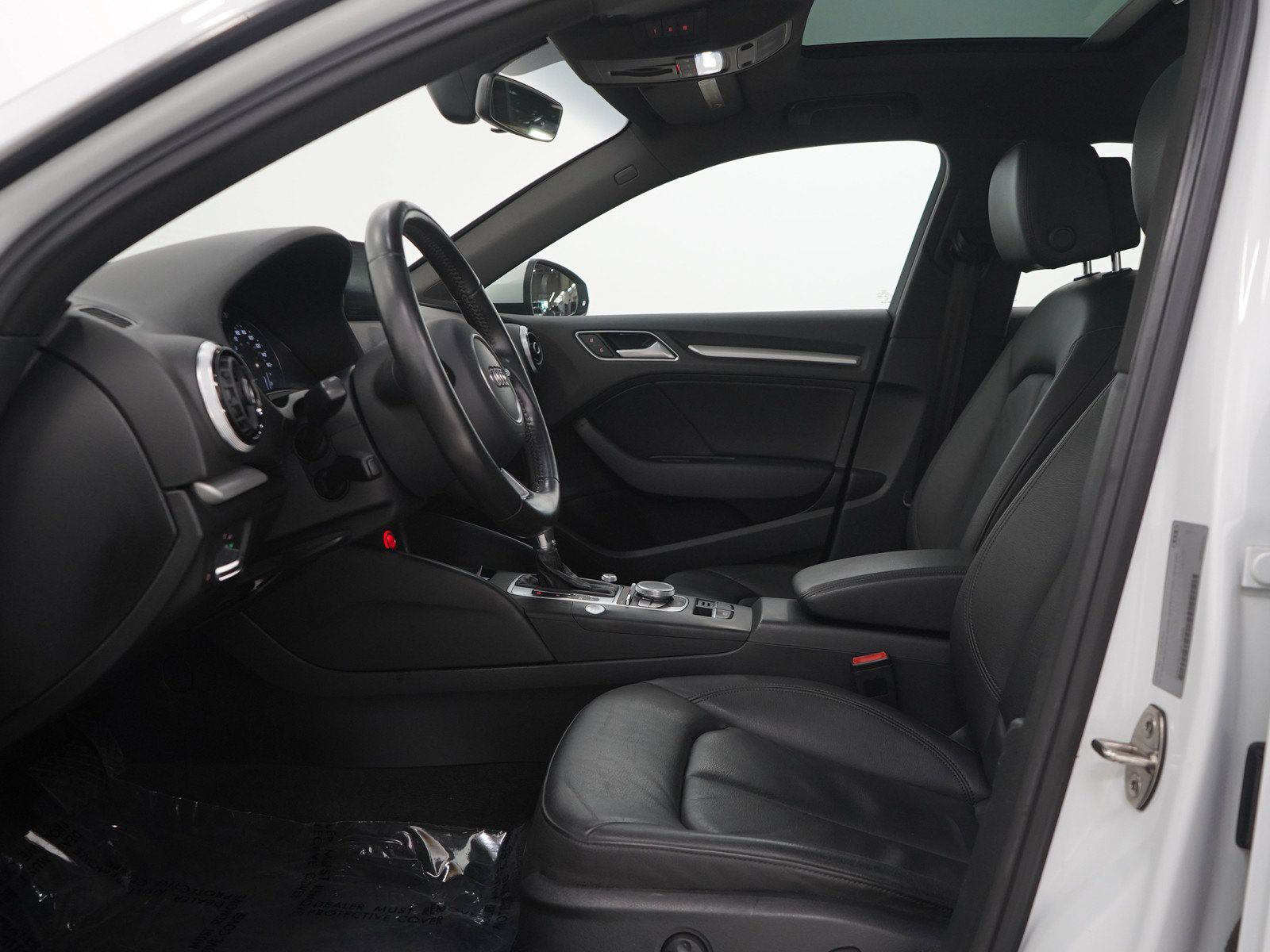 Used 2016 Audi A3 e-tron Premium w/ Audi MMI Navigation Plus FWD image 22