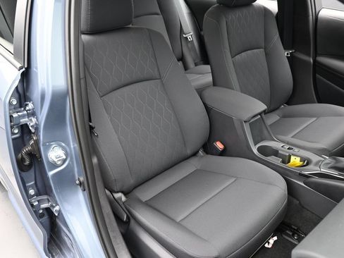 Used 2026 Toyota Corolla LE w/ LE Premium Package FWD image 32