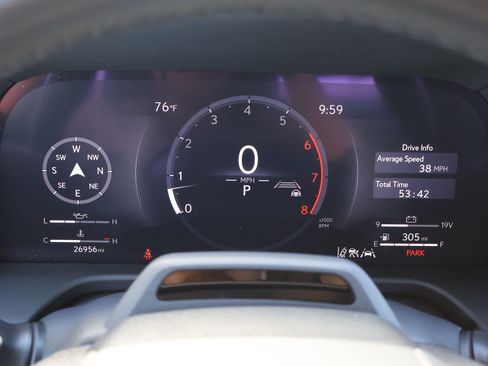 Used 2024 Lexus GX 550 w/ Accessory Package (31) AWD/4WD image 18