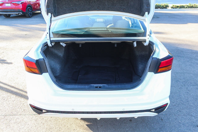 Used 2023 Nissan Altima 2.5 S FWD image 33