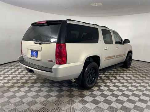 Used 2008 GMC Yukon XL SLT image 25