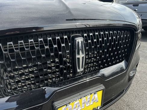 Certified 2024 Lincoln Aviator Reserve w/ Jet Package AWD/4WD image 10