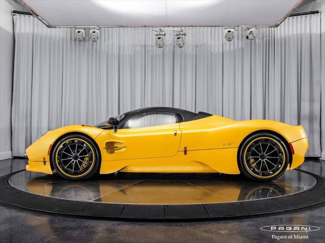 Used 2024 Pagani Utopia RWD image 19