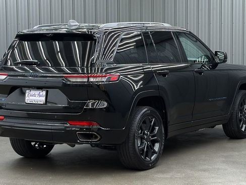 Used 2024 Jeep Grand Cherokee Limited 4xe AWD/4WD image 5