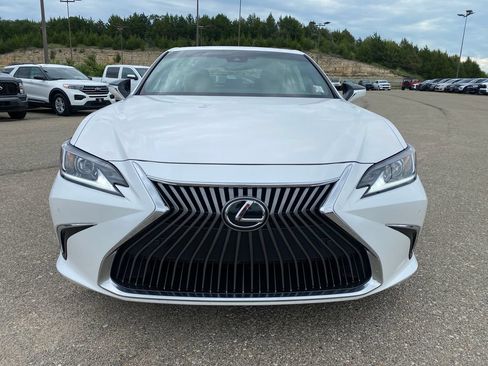 Used 2021 Lexus ES 350 w/ Premium Package FWD image 9