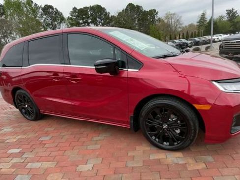 Certified 2026 Honda Odyssey Sport-L image 3