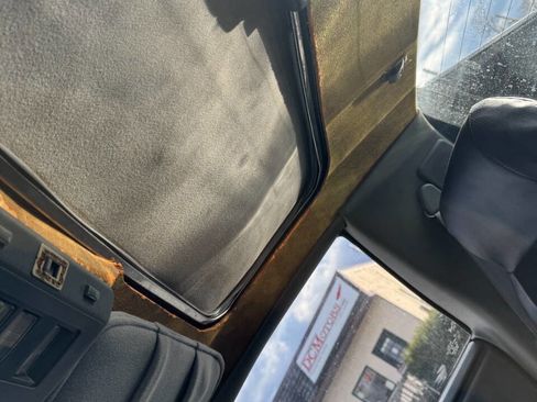 Used 1987 Pontiac Fiero GT image 15