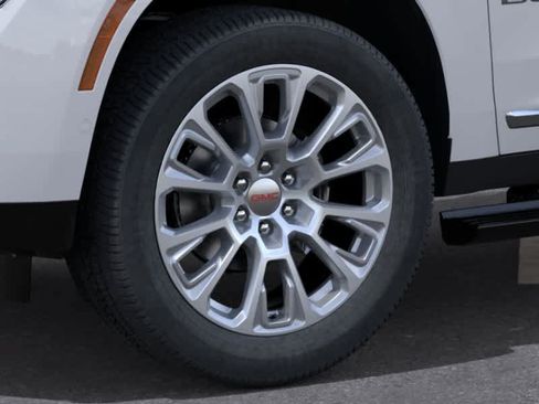 New 2026 GMC Yukon Denali w/ Sun & Power Step Package RWD image 9