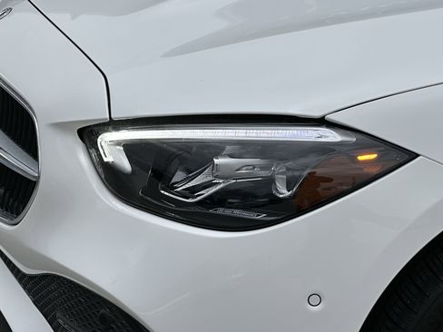 Certified 2025 Mercedes-Benz C 300 4MATIC Sedan image 10