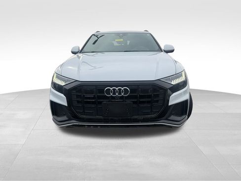 Used 2021 Audi Q8 Prestige w/ Prestige Package image 2