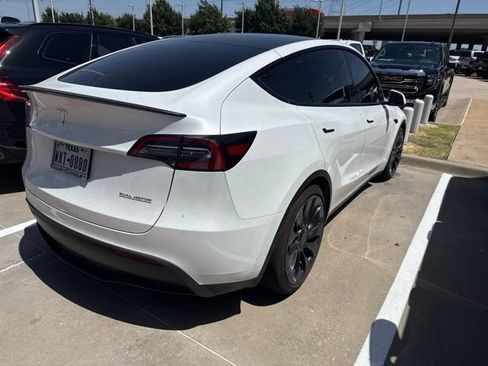 Used 2023 Tesla Model Y Long Range AWD/4WD image 4
