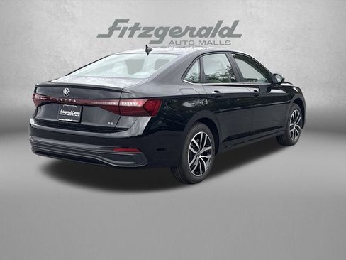 New 2026 Volkswagen Jetta SE FWD image 7