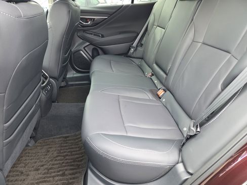 Used 2025 Subaru Outback Limited image 13