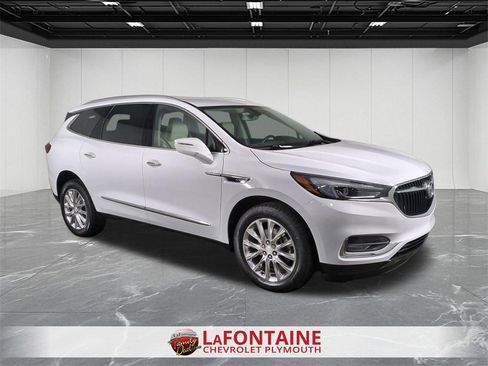 Certified 2019 Buick Enclave Essence image 2