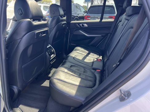 Used 2022 BMW X5 xDrive40i w/ M Sport Package AWD/4WD image 23