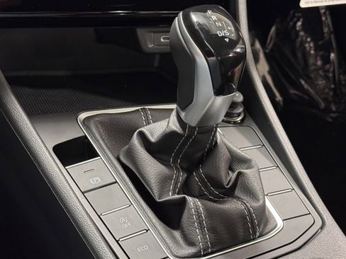 New 2025 Volkswagen Jetta Sport image 31