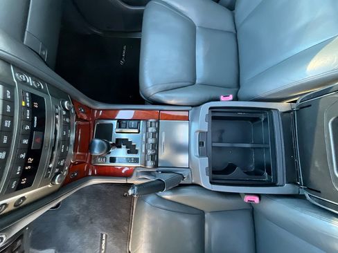 Used 2010 Lexus LX 570 4WD image 20