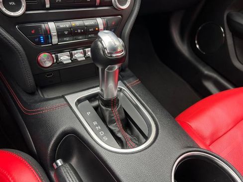 Used 2020 Ford Mustang GT Premium w/ GT Performance Package RWD image 23
