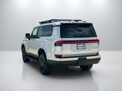 Used 2026 Lexus GX 550 w/ Accessory Package (2T) AWD/4WD image 7
