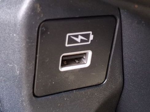 Certified 2023 Honda HR-V LX image 24