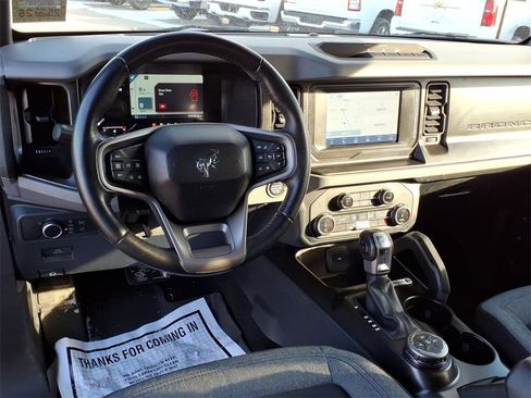 Used 2022 Ford Bronco Big Bend image 14