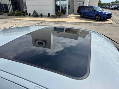 Used 2022 BMW i4 M50 AWD/4WD image 4