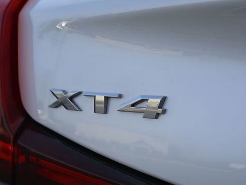 Used 2020 Cadillac XT4 Premium Luxury w/ Enhanced Visibility Package image 30