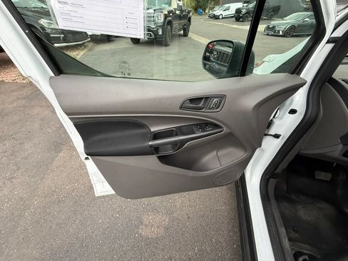 Used 2022 Ford Transit Connect XL FWD image 20