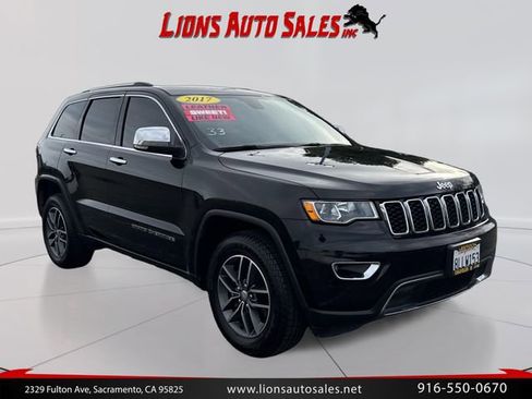 Used 2017 Jeep Grand Cherokee Limited RWD image 3