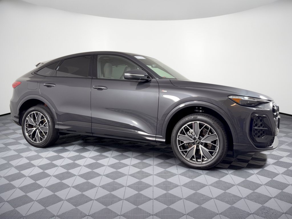 New 2026 Audi Q5 Premium Plus AWD/4WD image 8