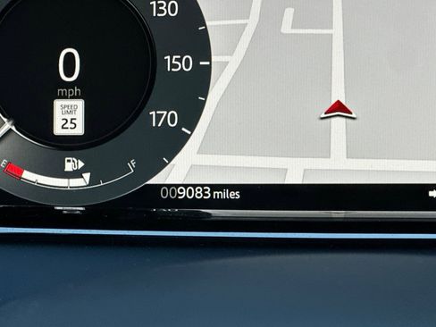 Used 2025 Land Rover Range Rover Evoque S image 20