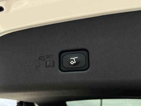 New 2026 Lincoln Nautilus Reserve image 35