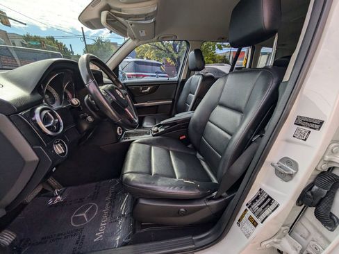 Used 2015 Mercedes-Benz GLK 350 2WD image 15