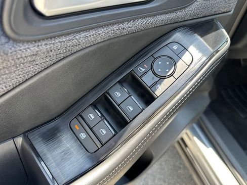 Used 2023 Nissan Rogue SV image 22