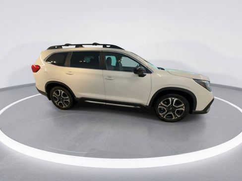 Used 2024 Subaru Ascent Limited AWD/4WD image 8