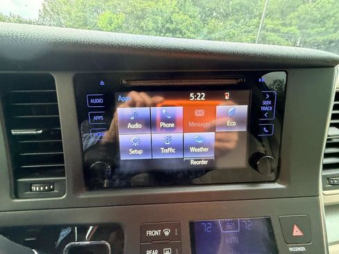 Used 2017 Toyota Sienna LE w/ Protection Package FWD image 22