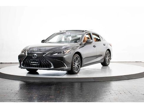 Certified 2025 Lexus ES 350 w/ Premium Package FWD image 1