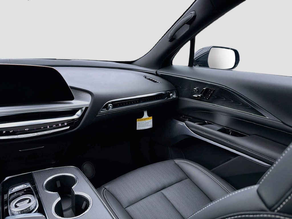 Used 2026 Cadillac Lyriq Signature Luxury w/ LPO, Premium Carpet Package AWD/4WD image 25