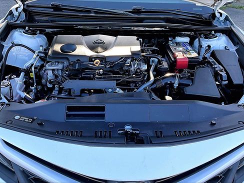 Used 2021 Toyota Camry SE image 31