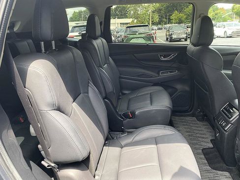 Used 2023 Subaru Ascent Limited AWD/4WD image 23