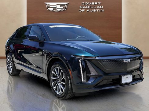 Certified 2024 Cadillac Lyriq Sport AWD/4WD image 6