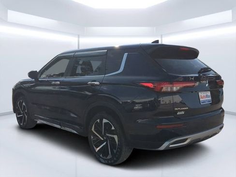 Used 2023 Mitsubishi Outlander SE AWD/4WD image 5