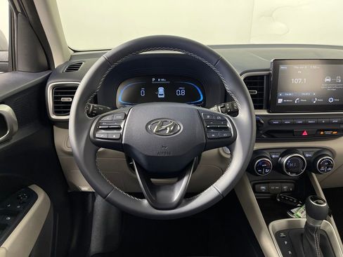 New 2026 Hyundai Venue SEL image 20