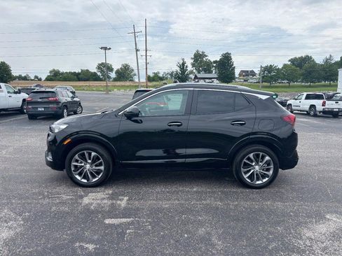 Used 2023 Buick Encore GX Select w/ Sport Touring Package AWD/4WD image 2
