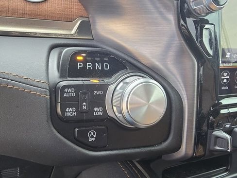 Used 2020 RAM 1500 Limited image 32